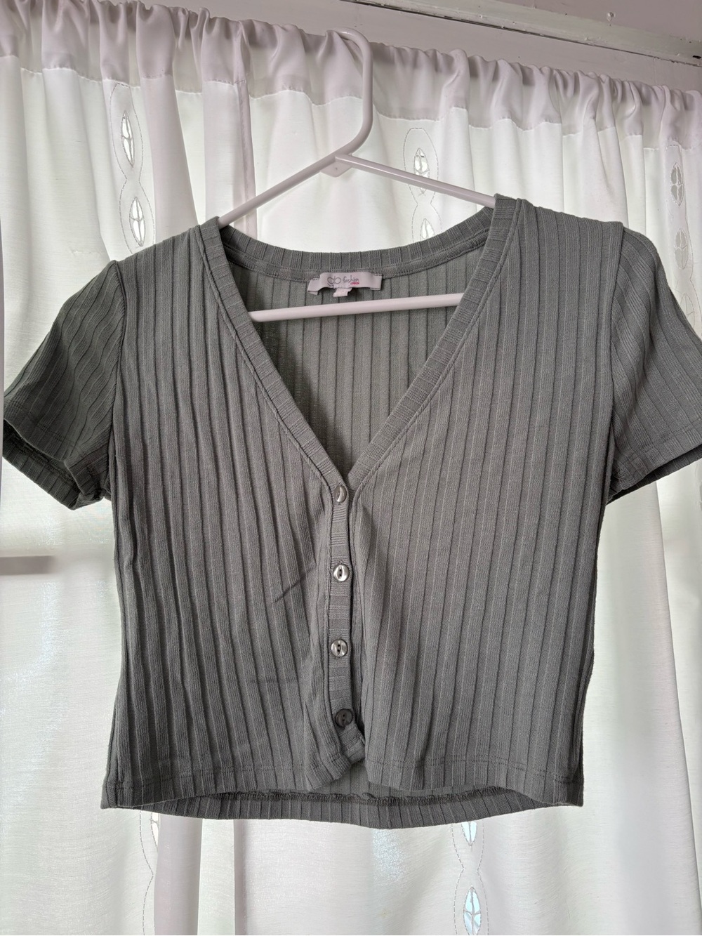 Ribbed V-Neck Button-Front Crop Top